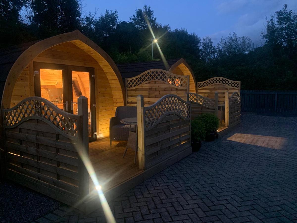 Conifer Cabins Fort William Exterior photo